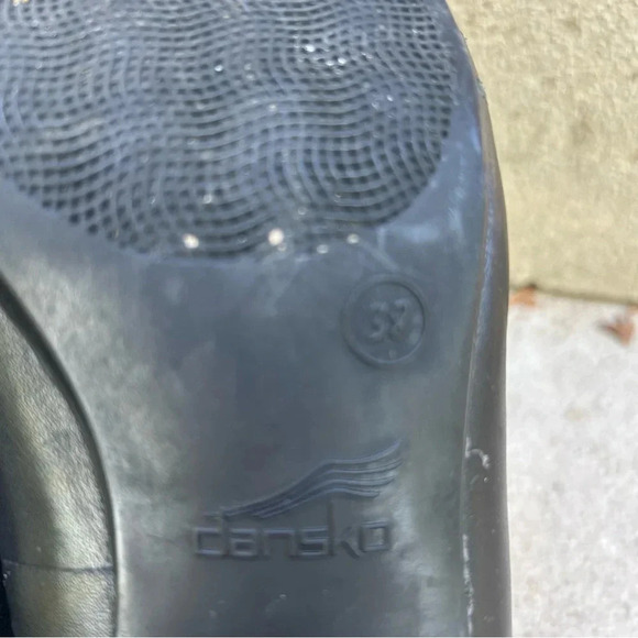 Dansko Black Slip On Heels Size 38 (7.5) - Picture 2 of 7